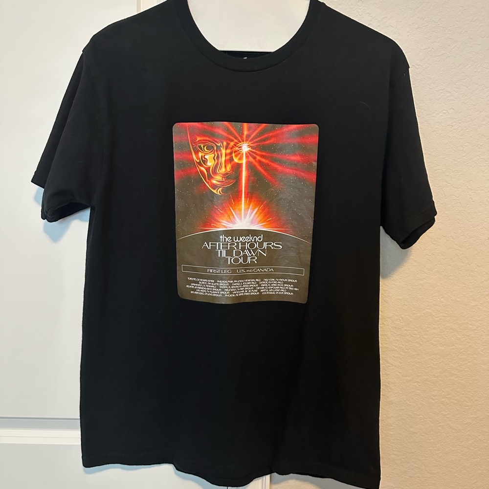 The Weeknd - “After Hours Til Dawn” 2023 Official Concert Merch Shirt, large